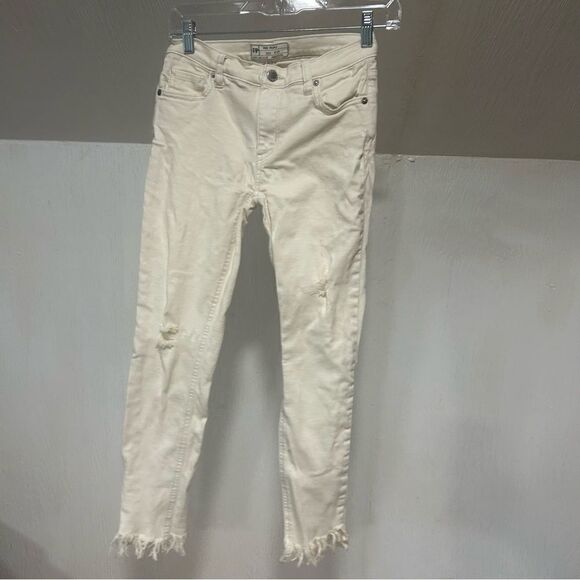 Revolve Free People Great Heights Distressed Fringe Hem White Ivory Skinny Jeans - Picture 4 of 8